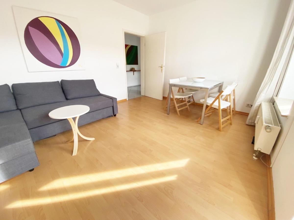 Schoene, Ruhige Zweiraumwohnung Im Angesagten Altlindenau Leipzig Extérieur photo